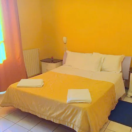 Bed & Breakfast Residenza Domus Minervae