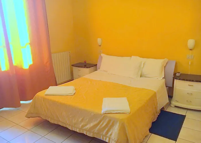 לינה וארוחת בוקר Residenza Domus Minervae